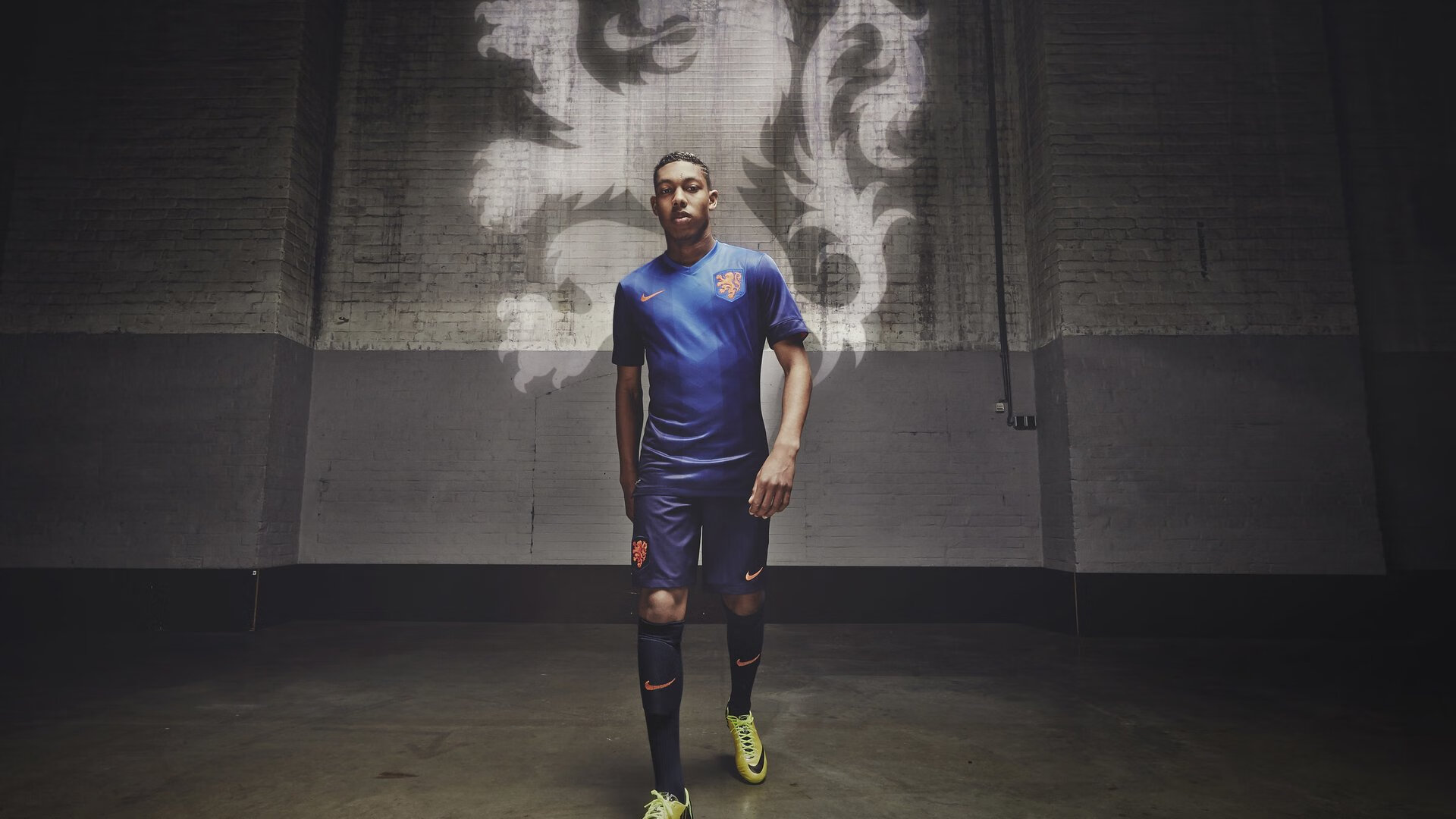 圣基茨和尼维斯举办灯光滑冰节,圣基茨和尼维斯馆