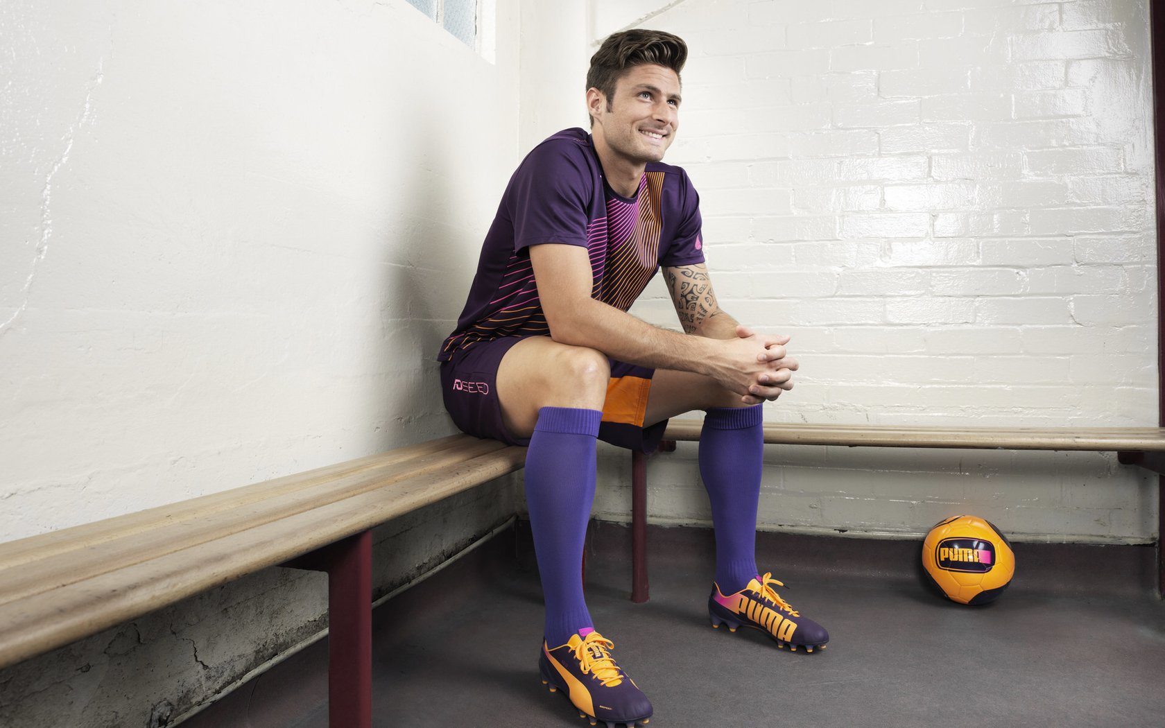 曼联继续在欧冠赛场进击，哈兰德领衔，曼联得欧冠