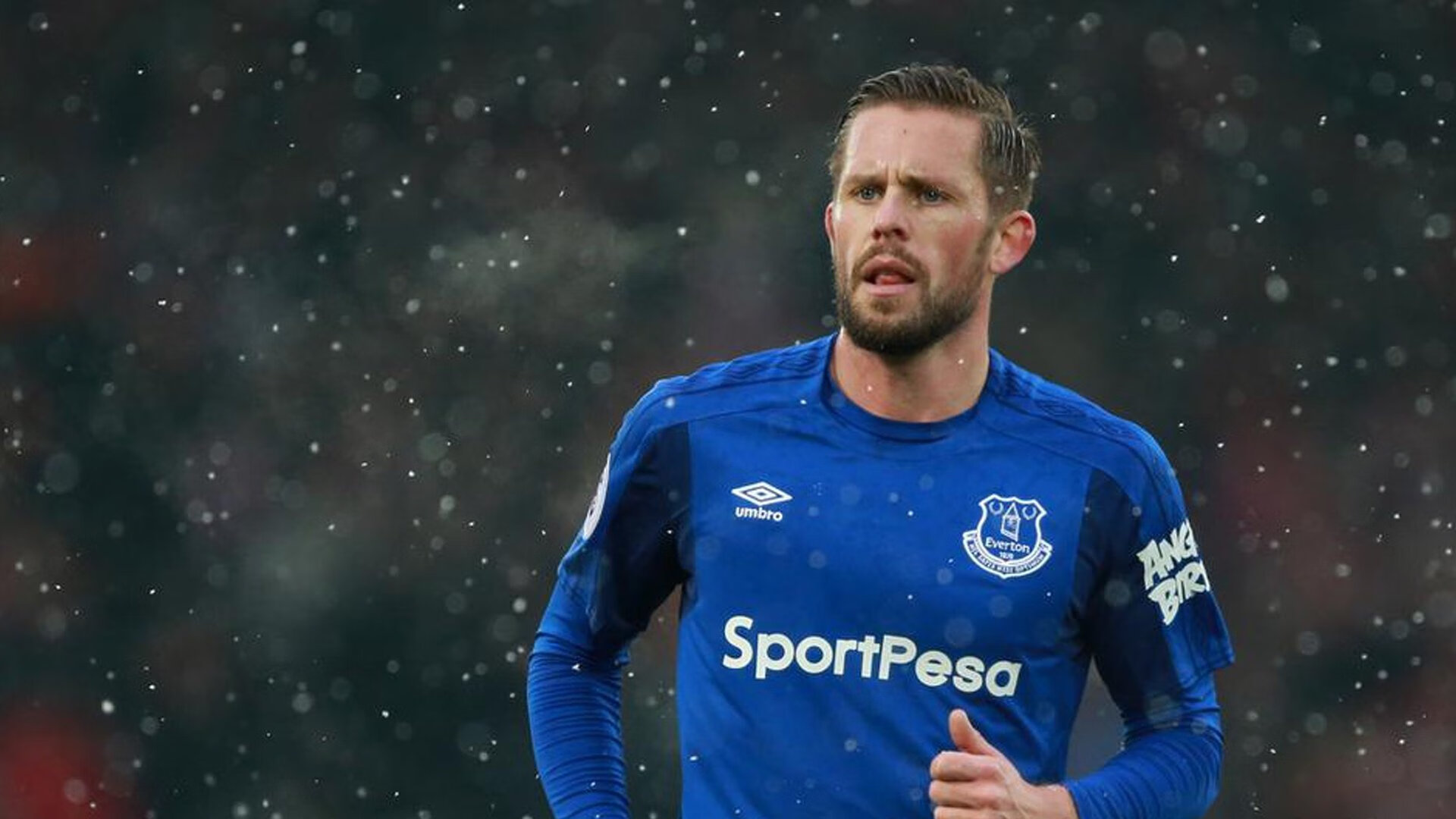 欧洲杯战术分析：如何破解密集防守？，欧洲杯套路